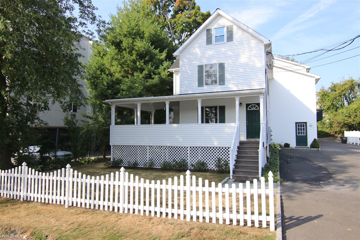 Primary Photo - 3 br, 3 bath Condo - 14 Dora St Apt 1