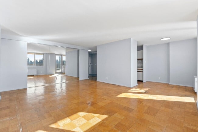 Building Photo - 6040 JFK Blvd E