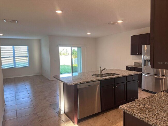 Building Photo - 1689 Bay Breeze Dr