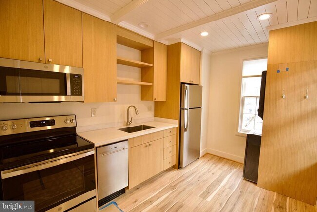 Foto del edificio - 316 W Patrick St