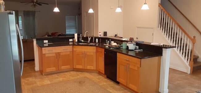 Kitchen - 1435 43rd St