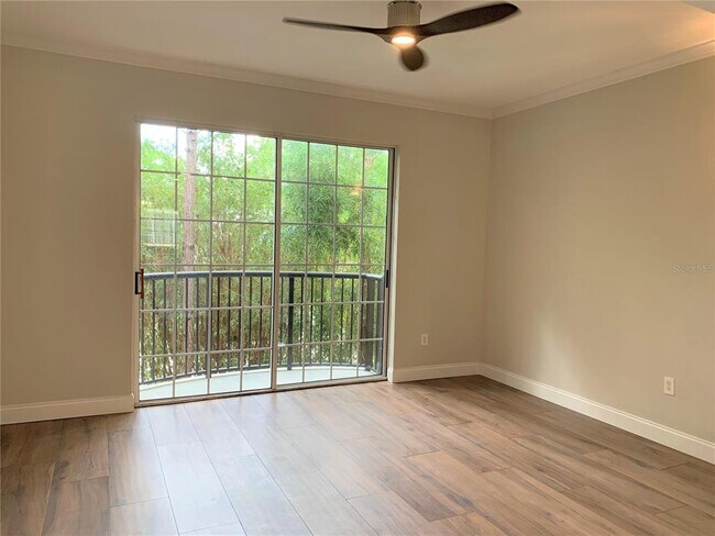Foto del edificio - 5208 Hampton Beach Pl