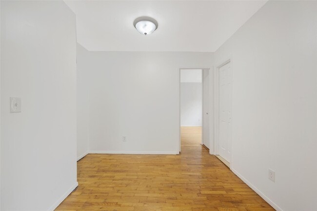 Building Photo - 31 Fero St