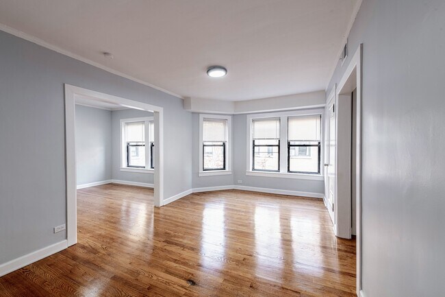 Foto del edificio - 7331 N Honore St