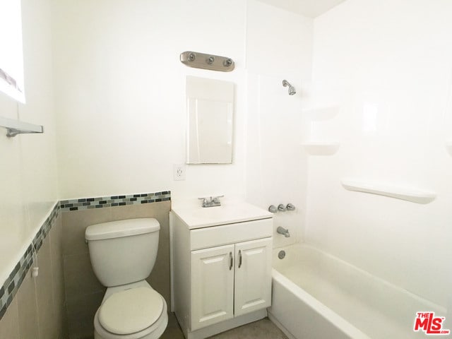 Building Photo - 1822 W Sumac Ln