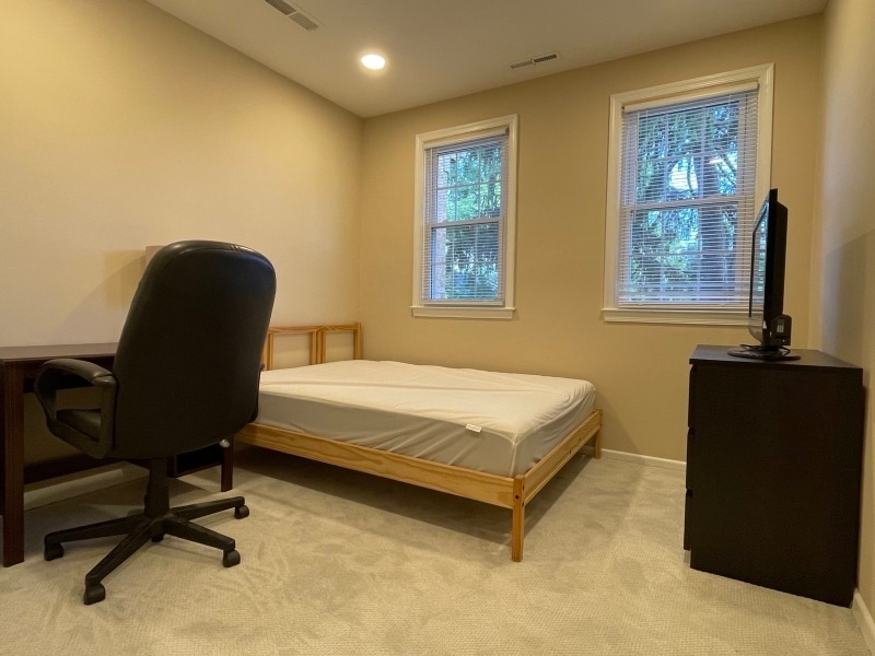 Photo - 10540 Assembly Dr (Fairfax, VA)