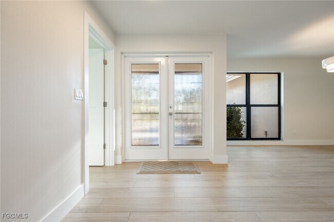 Foto del edificio - 5308 Shalley Cir E