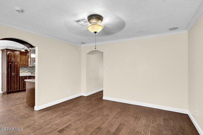 Building Photo - 12024 Braveheart Ave