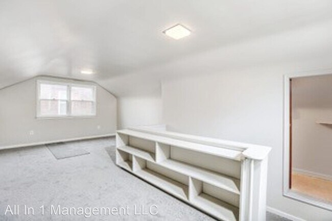 Building Photo - 3 br, 1 bath House - 2220 Annabelle