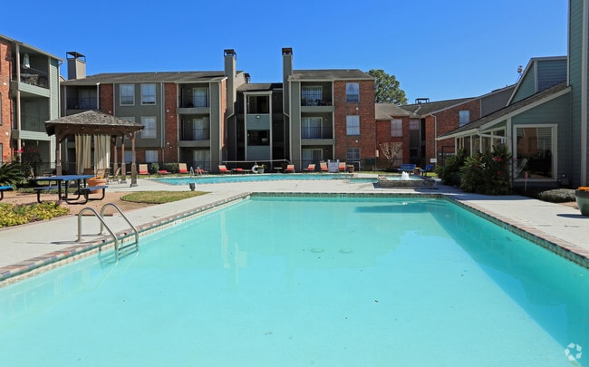 Piscina - Venetian Apartamentos Houston
