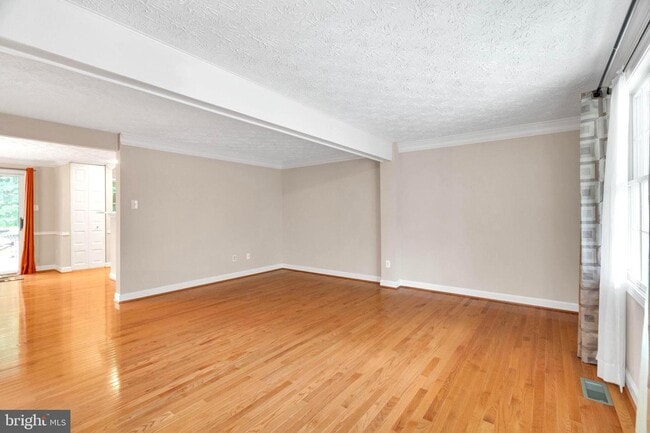 Building Photo - 7323 Golden Horseshoe Ct