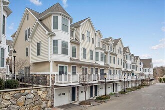 Building Photo - 85 Camp Ave