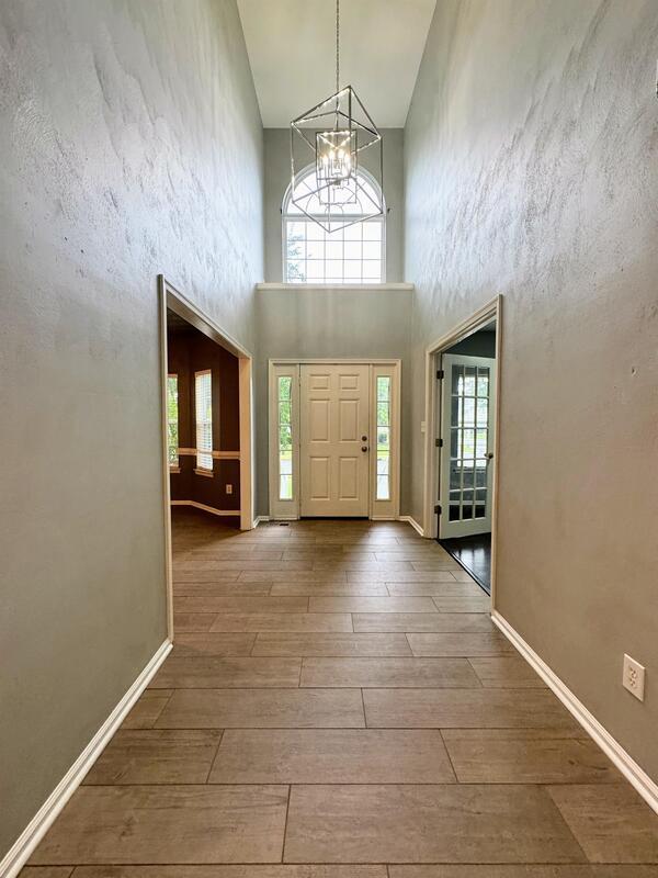 Building Photo - 1515 Ashburn Ct