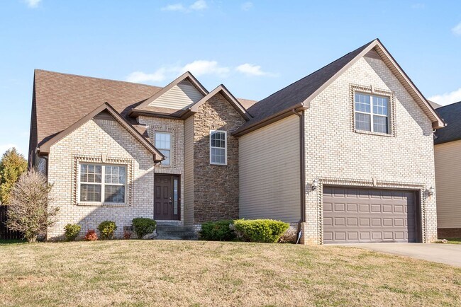 Foto del edificio - Three Bedroom with Bonus in Franklin Meadows!