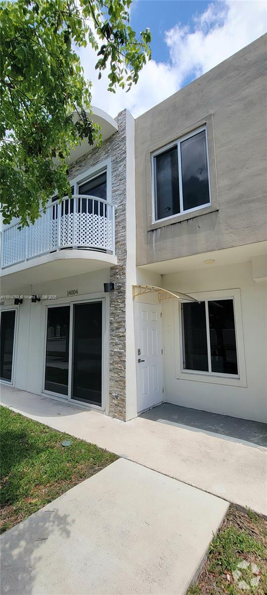 Building Photo - 14004 SW 259th Way