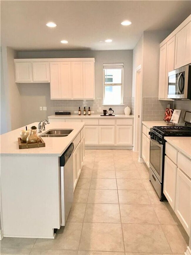 Foto del edificio - Leander 4-Bedroom/2-Bath in the Alterra Community