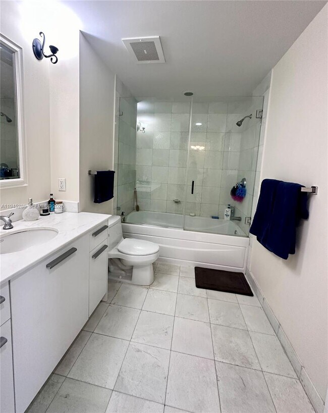 Foto del edificio - 1060 Brickell Ave