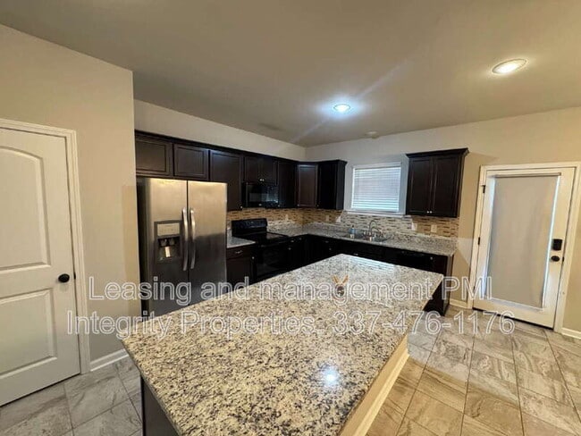 Building Photo - 406 Gray Birch Lp