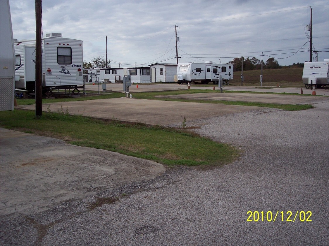  - Creekside Apartments