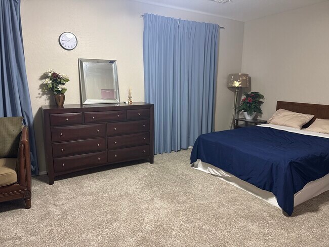 Foto del edificio - 2nd floor