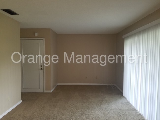 Building Photo - 401 Georgetown Dr