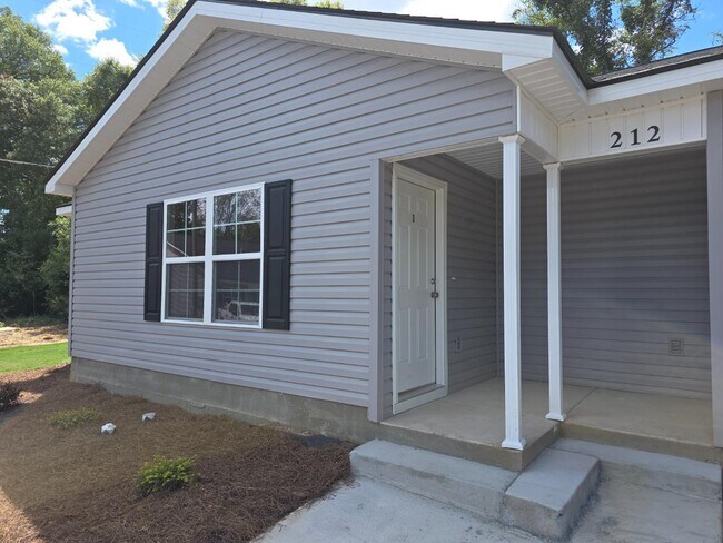 Foto del edificio - 212B Tabor Drive Unit 1B - 212B Tabor Dr Unit 1B