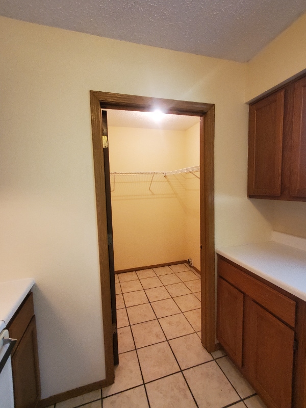 Foto del edificio - 5671 S Franklin Ave