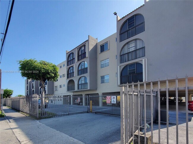 Foto del edificio - 6215 W 20th Ave