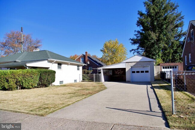 Building Photo - 303 Holme Ave