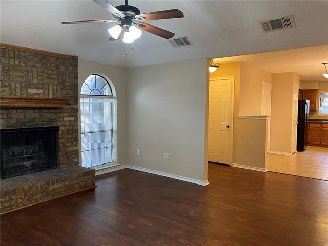 Building Photo - 10828 Tall Oak Dr