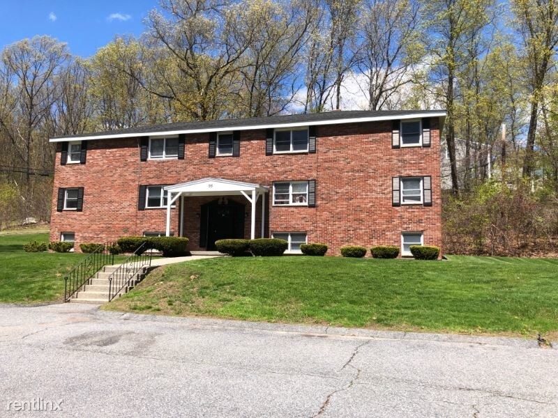 95 Upton St, Grafton, MA 01519 Room for Rent in Grafton, MA