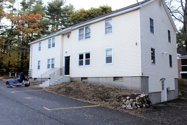 Foto del edificio - 859 Mammoth Rd