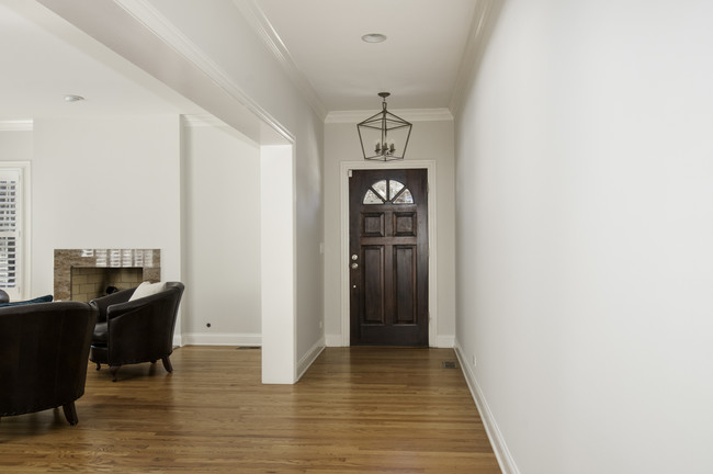 Foto del edificio - 3935 Harvey Ave