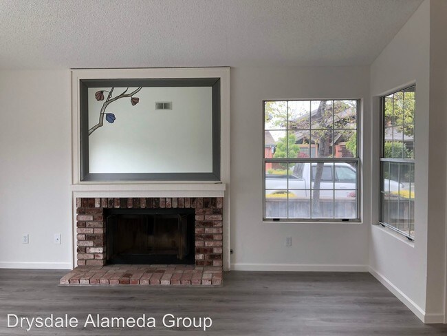 Foto del edificio - 2 br, 2 bath House - 101 Avington