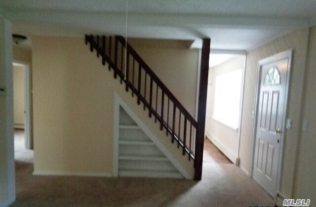 Building Photo - 30 McGowan Ln