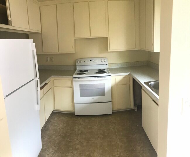 Foto del edificio - 551-555 W Pueblo St