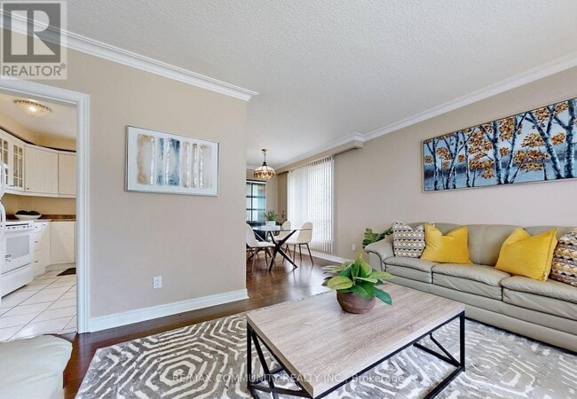 Building Photo - 1 Applefield Dr