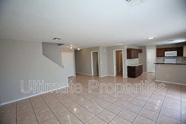 Foto del edificio - 12441 W Rosewood Dr
