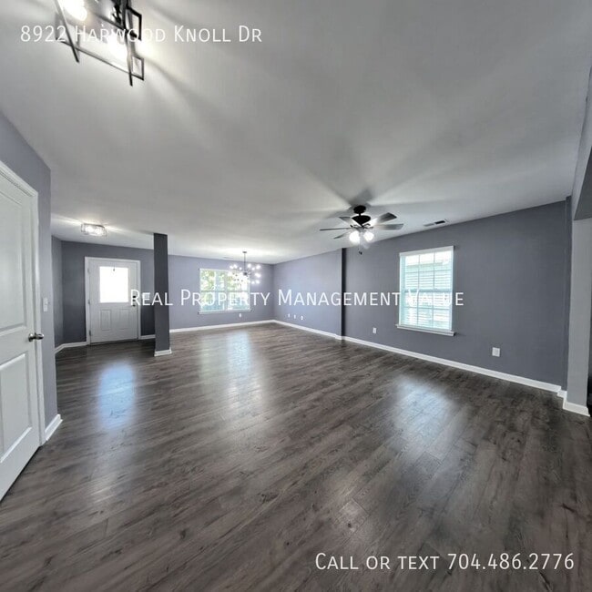 Building Photo - 8922 Harwood Knoll Dr