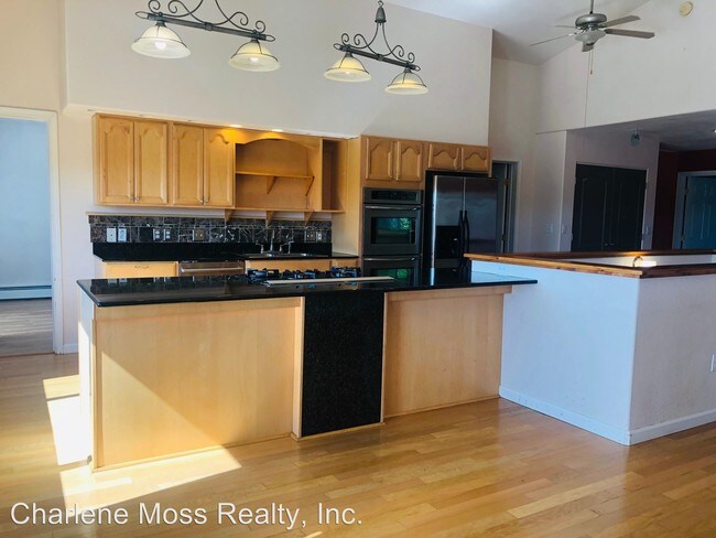 Foto del edificio - 4 br, 2 bath House - 8113 S A Street