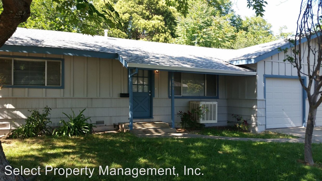 Foto principal - 8845 Lance Ave