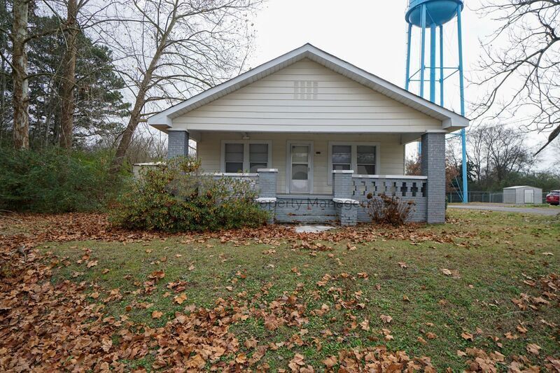 217 1st Ave SE, Graysville, AL 35073 House Rental in Graysville, AL