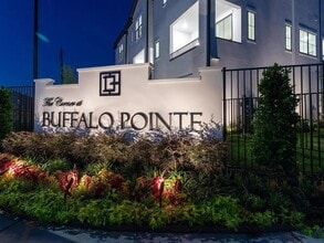 Building Photo - 2718 Grand Fountains Dr