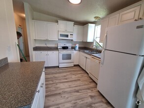 Building Photo - 35303 SW 180th Ave