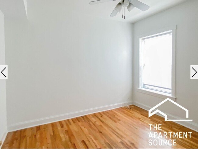 Foto del edificio - 3527.5 N Broadway