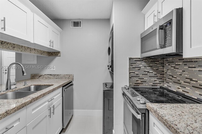 Foto del edificio - 15665 SW 74th Cir Dr
