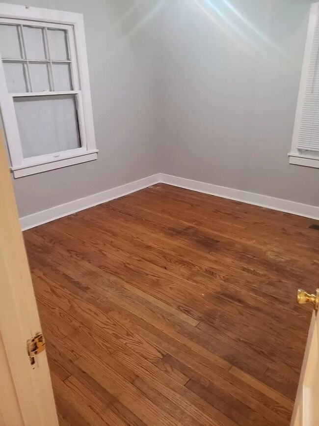 Foto del edificio - Charming 3 Bed, 2 Bath Home Near It All!