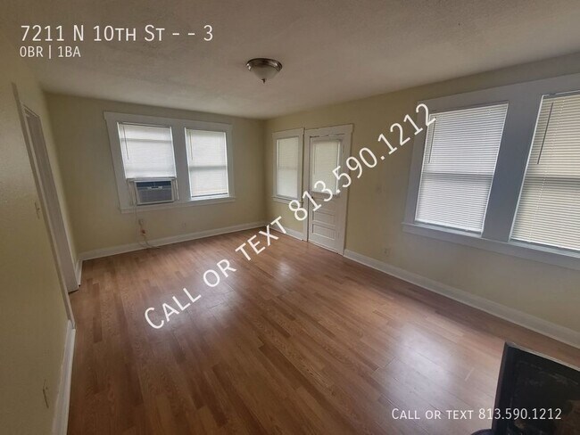 Foto del edificio - 7211 N 10th St