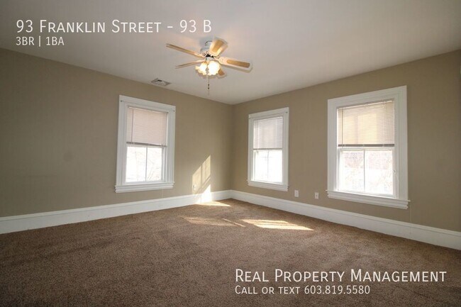 Building Photo - Spacious 3 Bedroom Duplex in Somersworth!