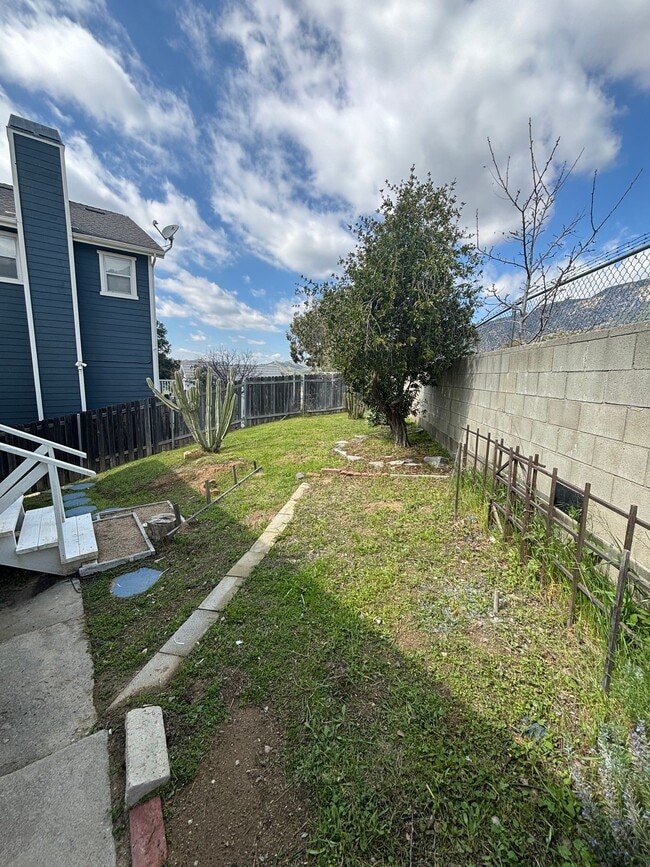 Building Photo - 7649 Airlie Dr